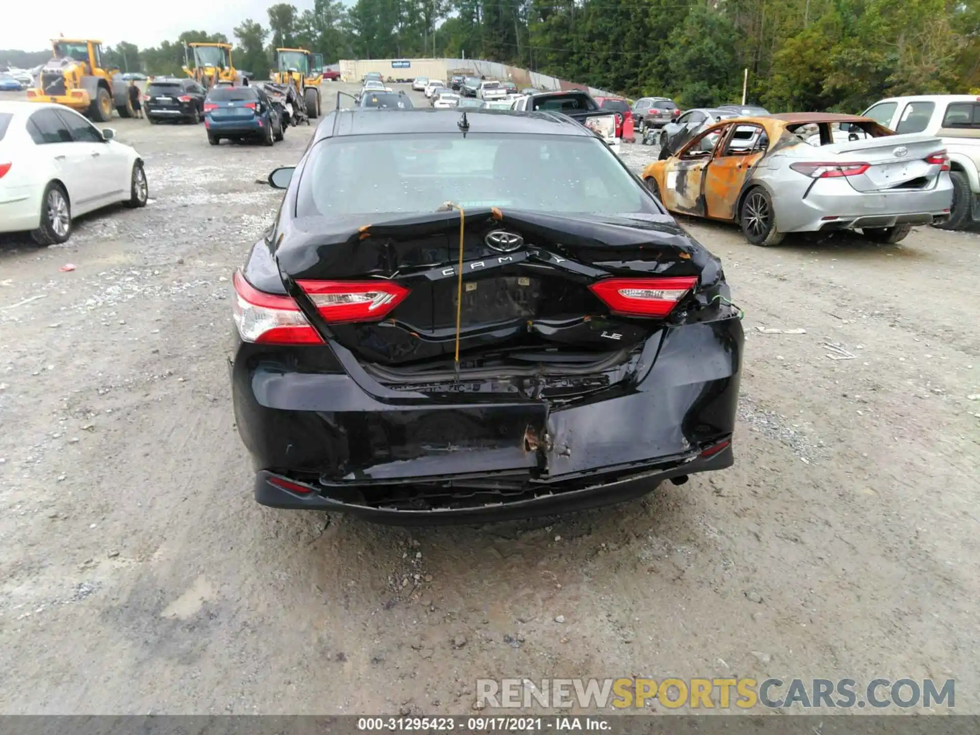 6 Photograph of a damaged car 4T1C11AK3LU348254 TOYOTA CAMRY 2020