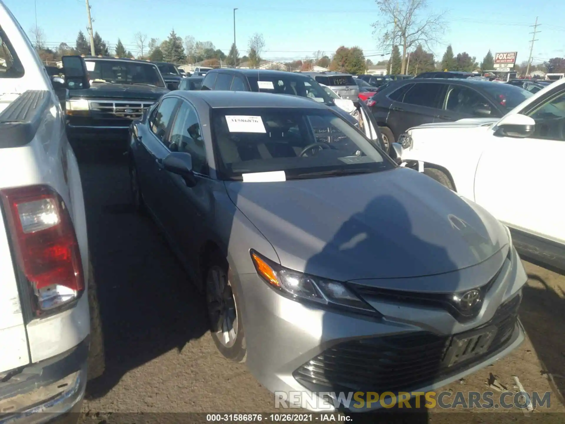 1 Photograph of a damaged car 4T1C11AK3LU350750 TOYOTA CAMRY 2020