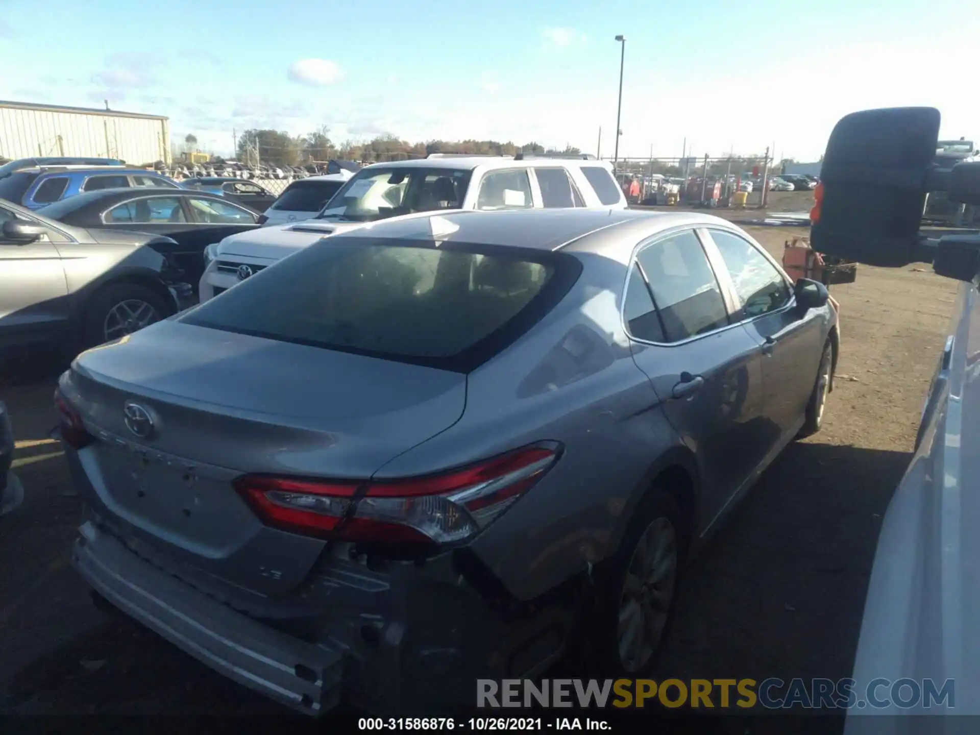 4 Photograph of a damaged car 4T1C11AK3LU350750 TOYOTA CAMRY 2020