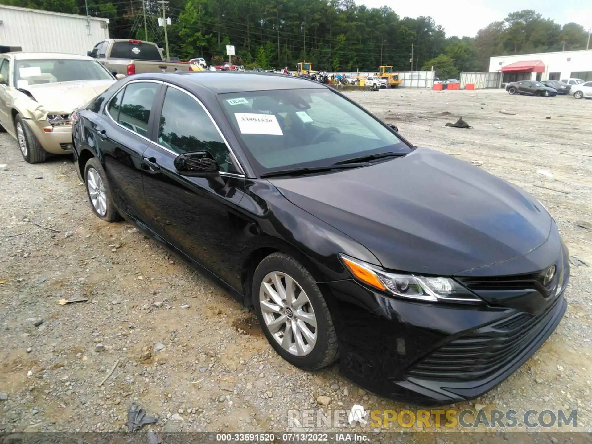 1 Photograph of a damaged car 4T1C11AK3LU353213 TOYOTA CAMRY 2020