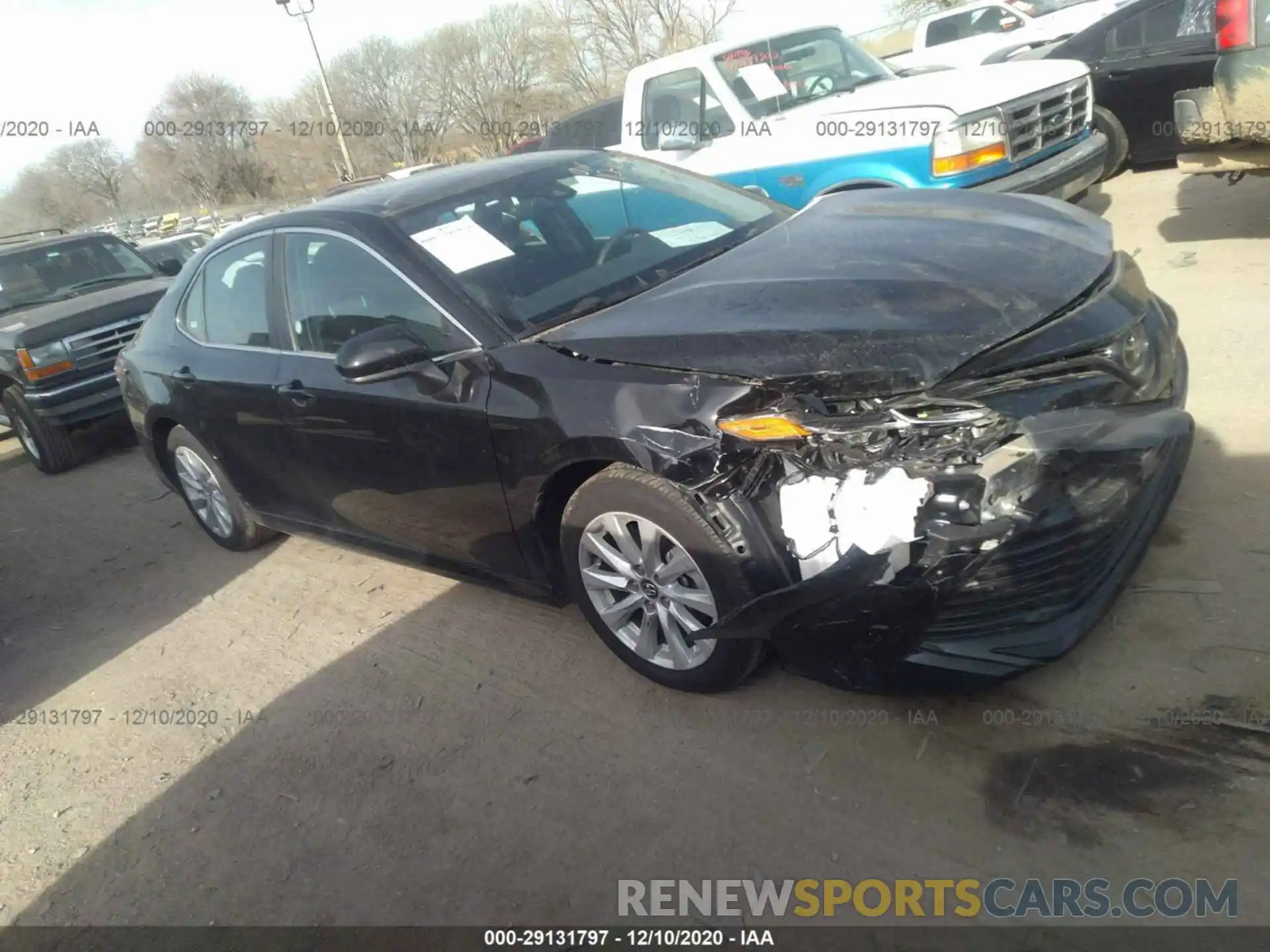 1 Photograph of a damaged car 4T1C11AK3LU353521 TOYOTA CAMRY 2020