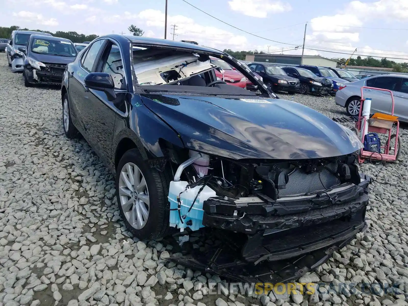 1 Photograph of a damaged car 4T1C11AK3LU354944 TOYOTA CAMRY 2020