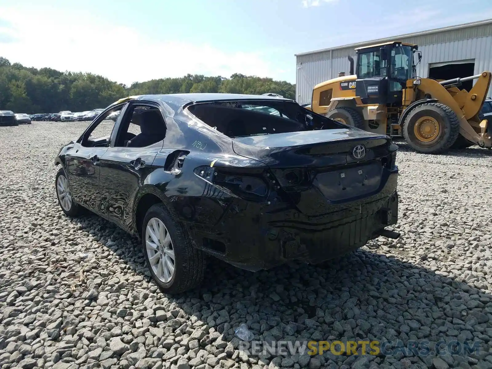 3 Photograph of a damaged car 4T1C11AK3LU354944 TOYOTA CAMRY 2020