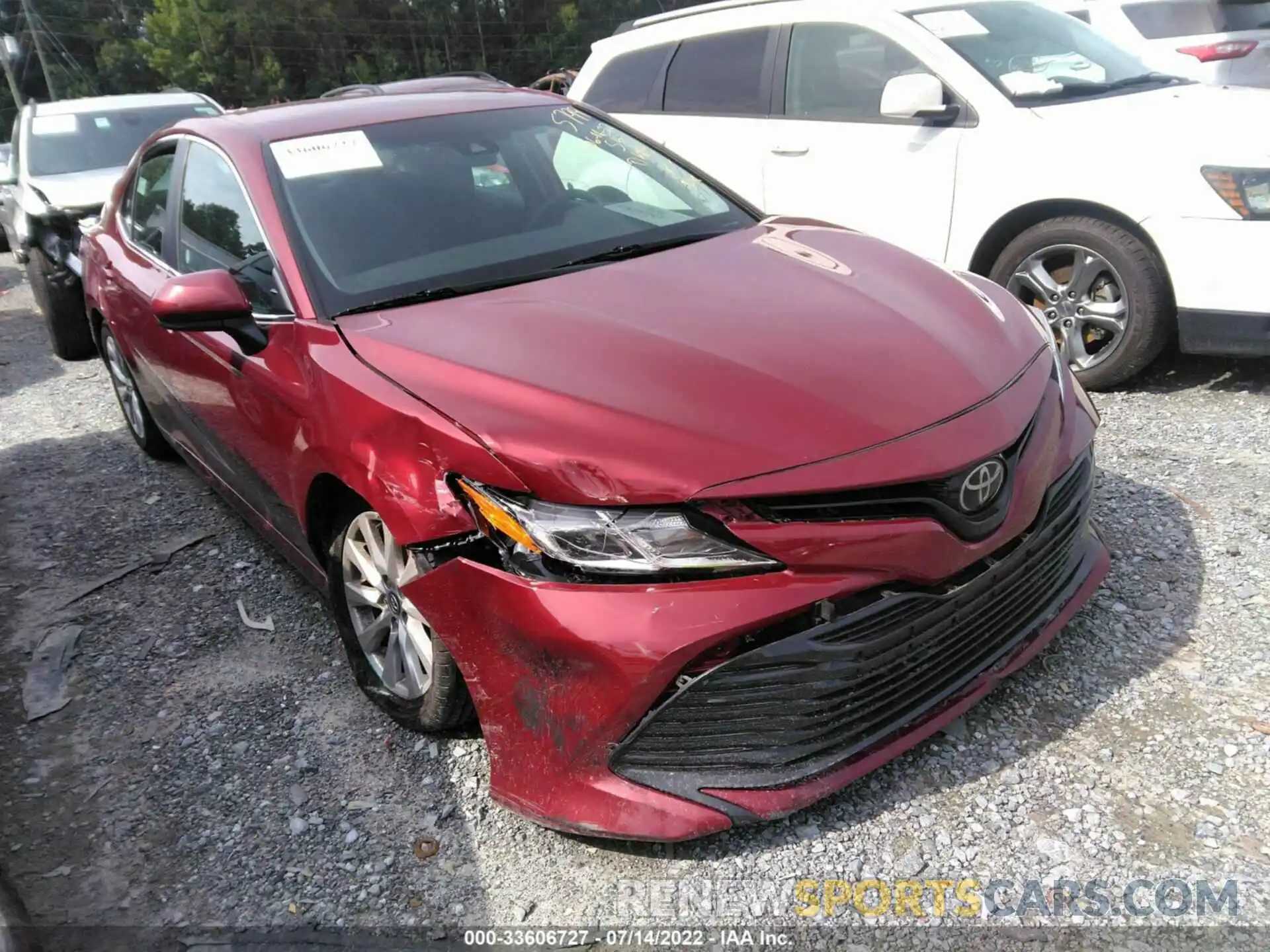 1 Photograph of a damaged car 4T1C11AK3LU355799 TOYOTA CAMRY 2020