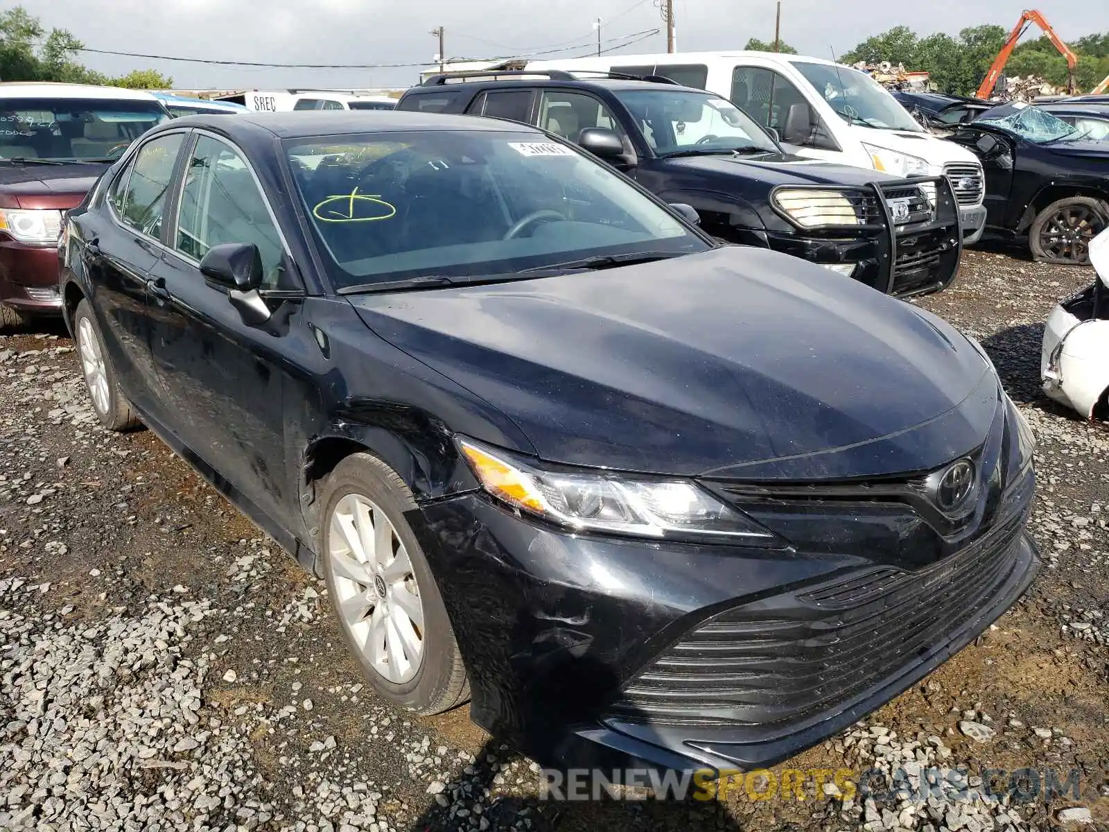 1 Photograph of a damaged car 4T1C11AK3LU358475 TOYOTA CAMRY 2020