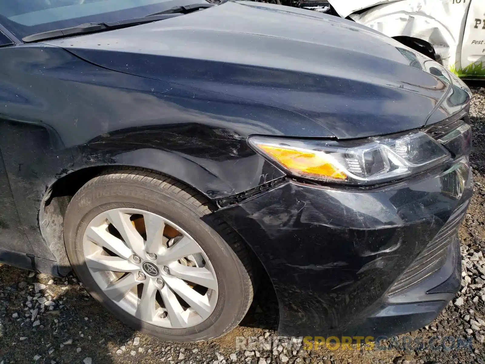 9 Photograph of a damaged car 4T1C11AK3LU358475 TOYOTA CAMRY 2020