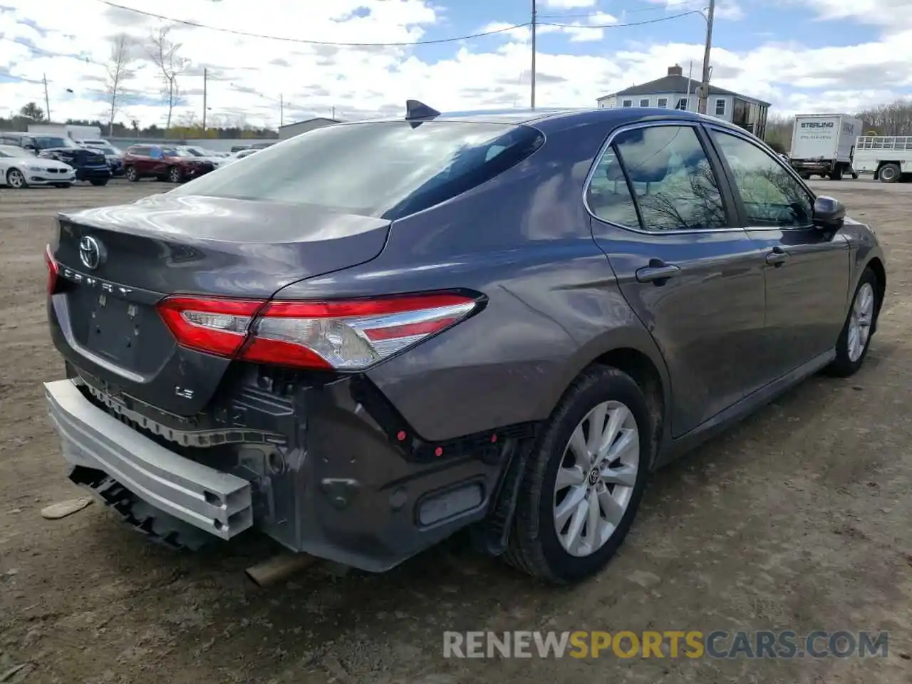 4 Photograph of a damaged car 4T1C11AK3LU358721 TOYOTA CAMRY 2020