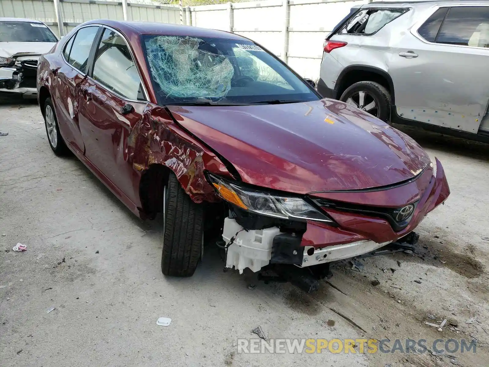 1 Photograph of a damaged car 4T1C11AK3LU360548 TOYOTA CAMRY 2020