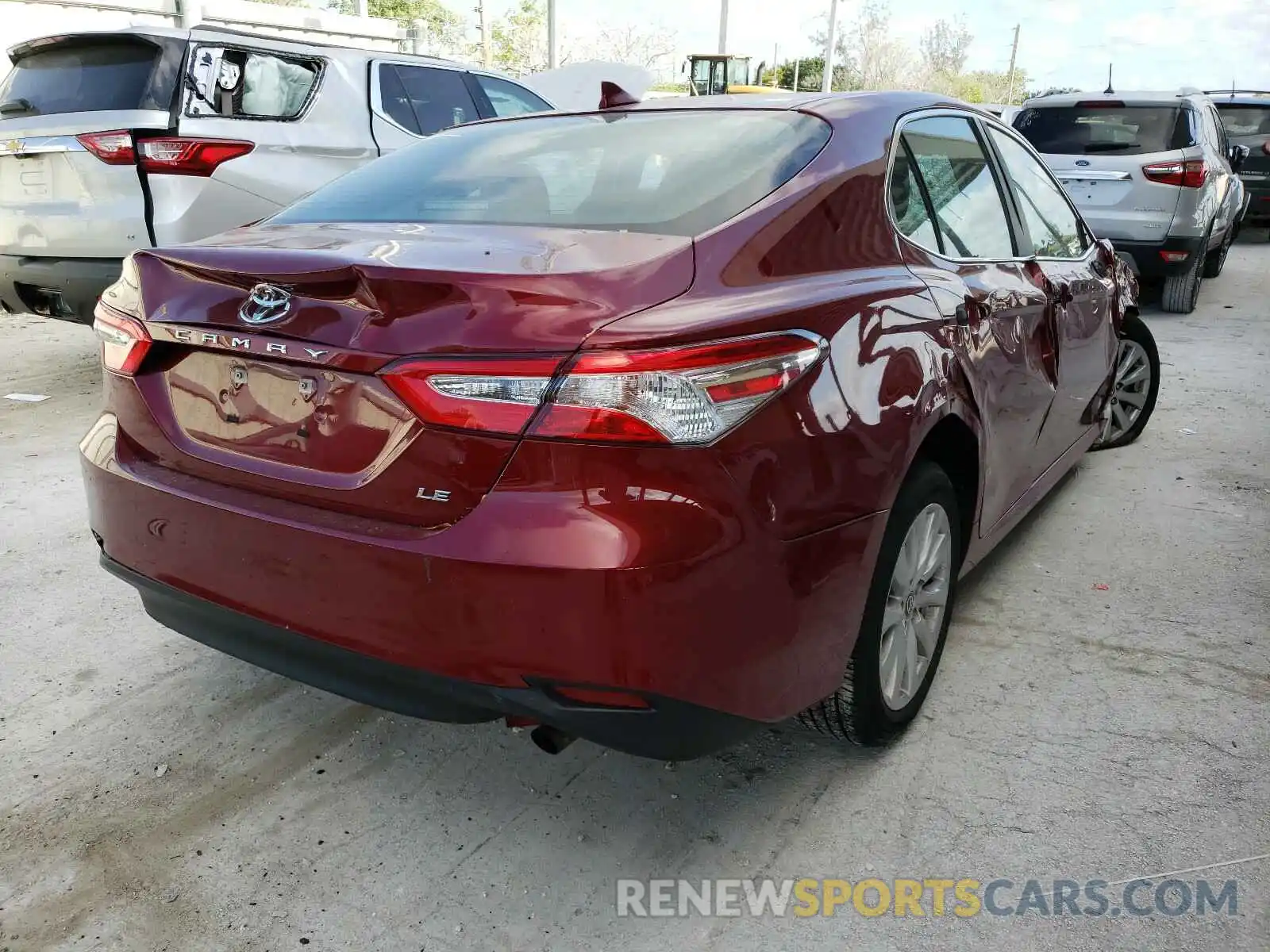 4 Photograph of a damaged car 4T1C11AK3LU360548 TOYOTA CAMRY 2020