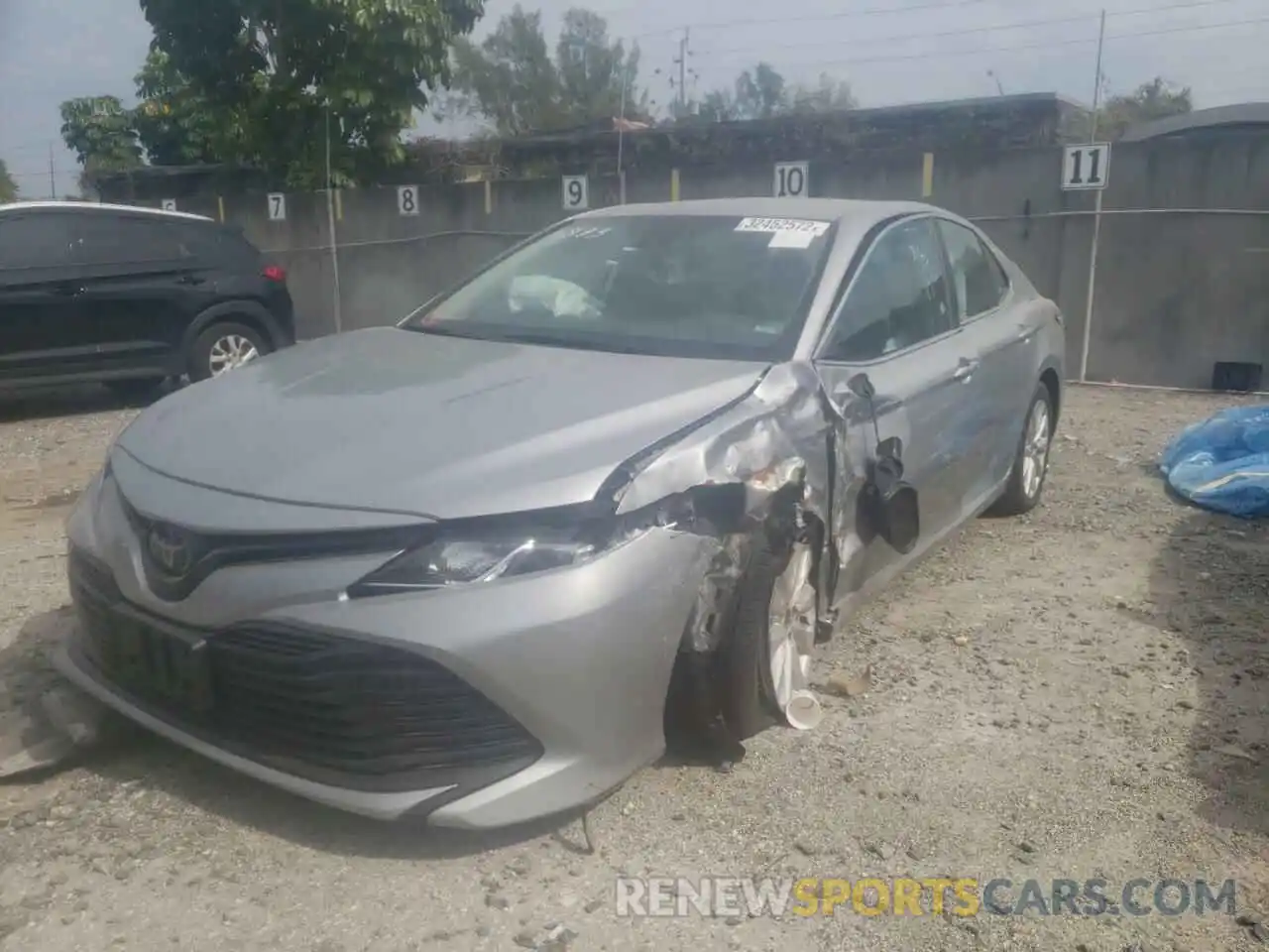 2 Photograph of a damaged car 4T1C11AK3LU361893 TOYOTA CAMRY 2020