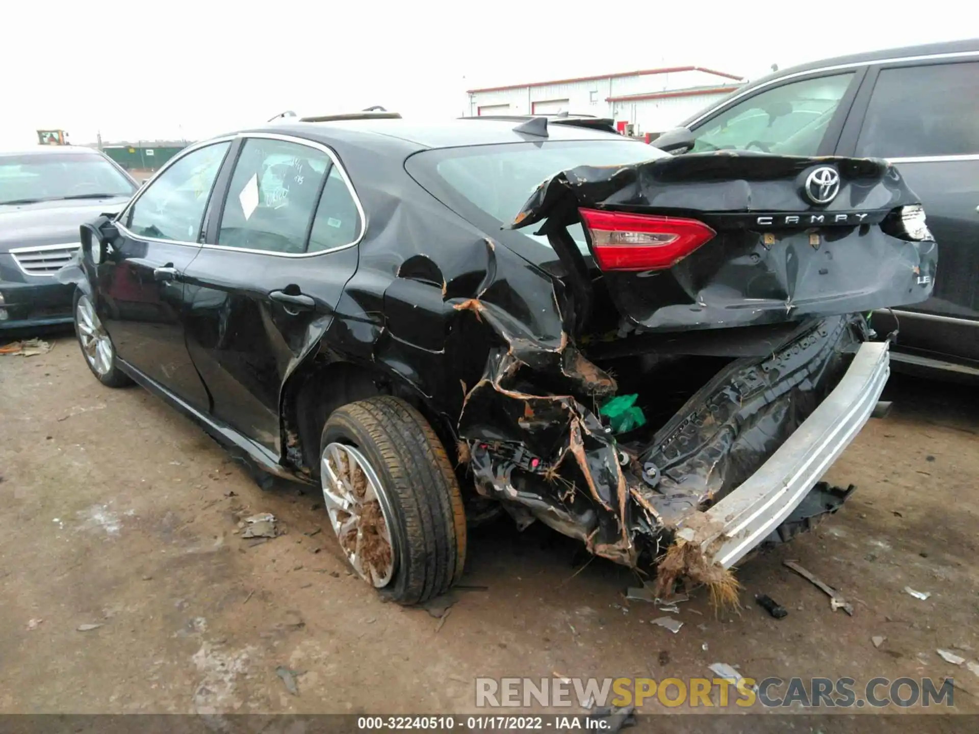 3 Photograph of a damaged car 4T1C11AK3LU362770 TOYOTA CAMRY 2020