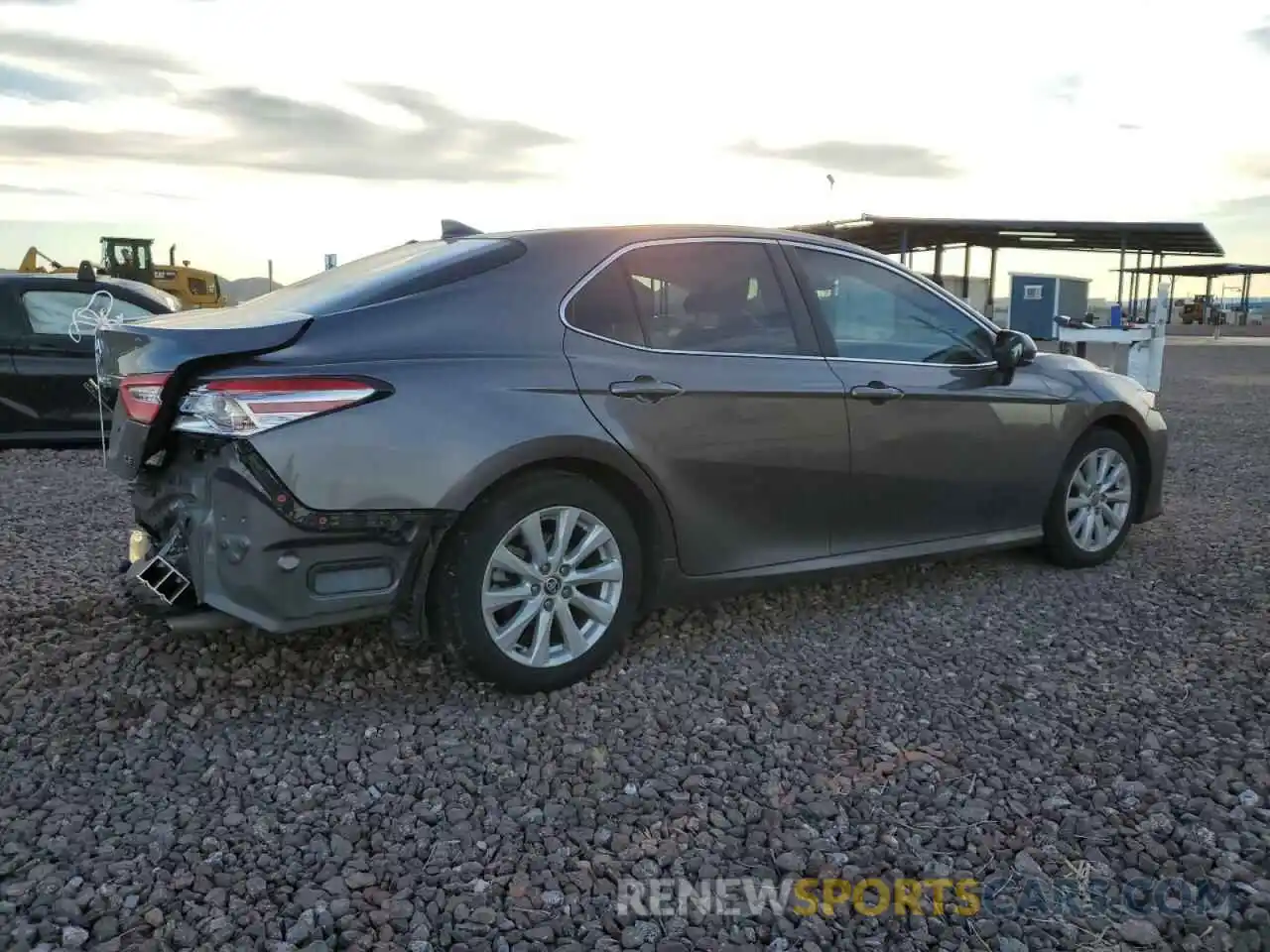 3 Photograph of a damaged car 4T1C11AK3LU370433 TOYOTA CAMRY 2020