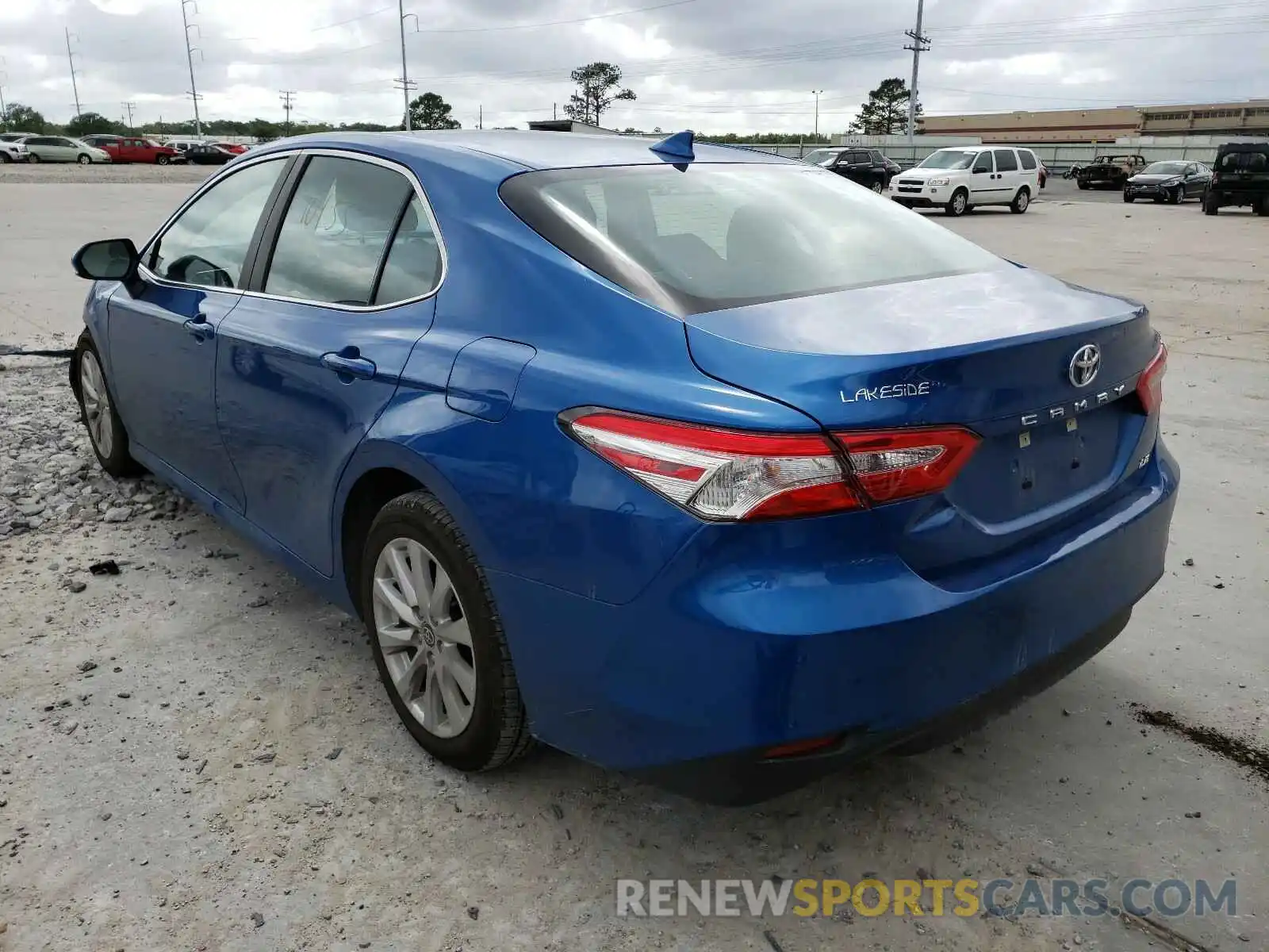 3 Photograph of a damaged car 4T1C11AK3LU388804 TOYOTA CAMRY 2020