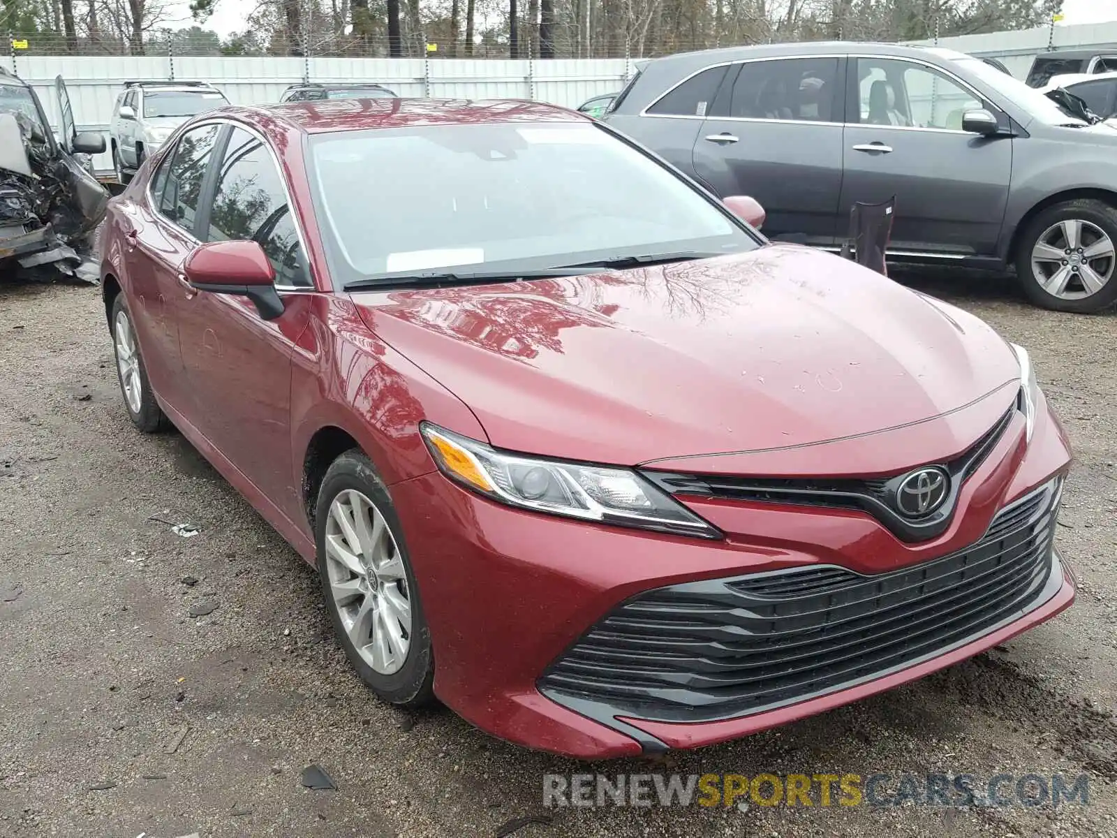 1 Photograph of a damaged car 4T1C11AK3LU500288 TOYOTA CAMRY 2020