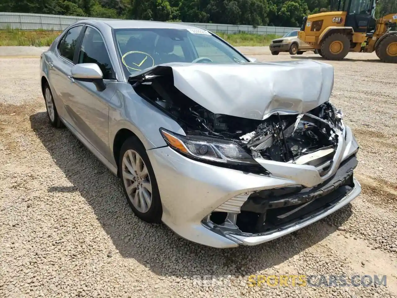 1 Photograph of a damaged car 4T1C11AK3LU503627 TOYOTA CAMRY 2020