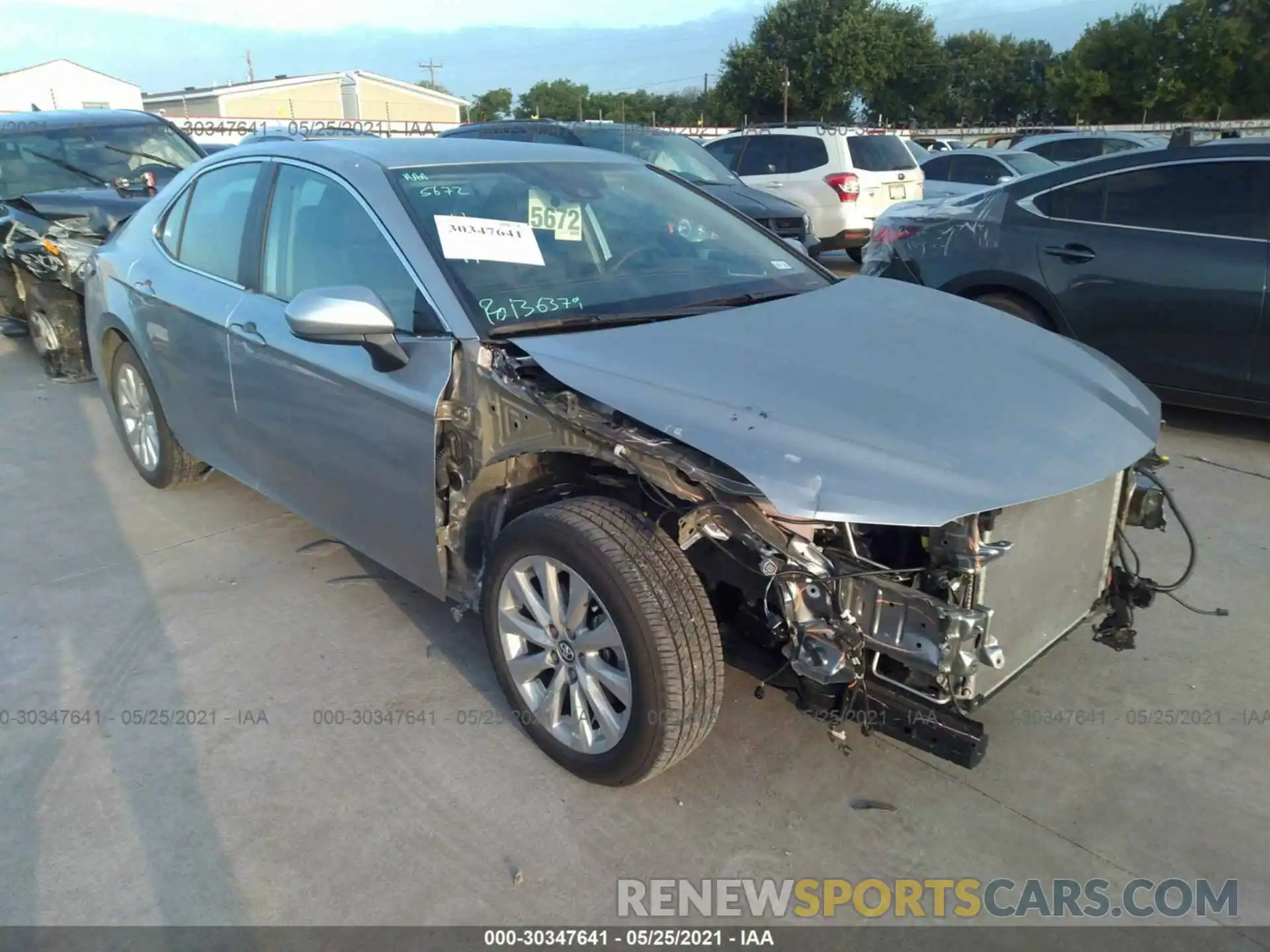 1 Photograph of a damaged car 4T1C11AK3LU857907 TOYOTA CAMRY 2020