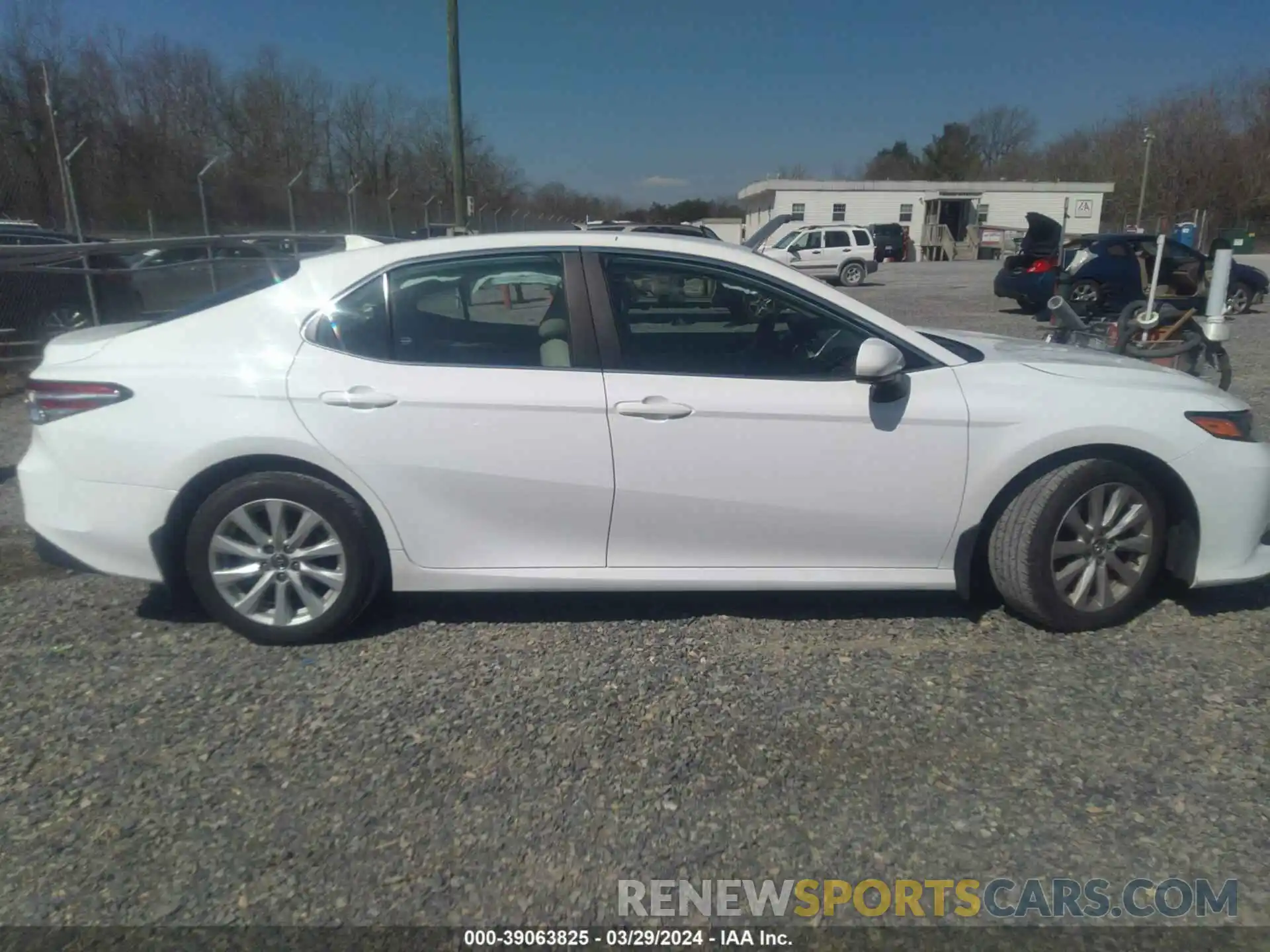 13 Photograph of a damaged car 4T1C11AK3LU858152 TOYOTA CAMRY 2020