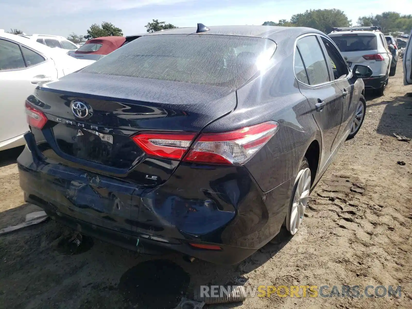 4 Photograph of a damaged car 4T1C11AK3LU866932 TOYOTA CAMRY 2020