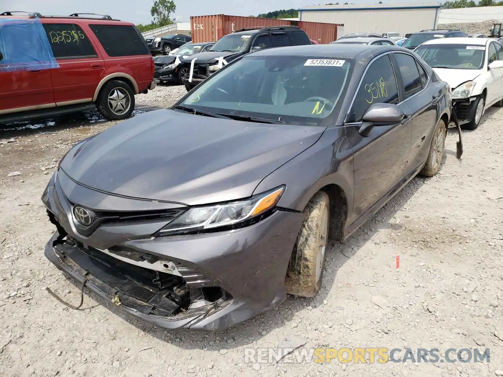 2 Photograph of a damaged car 4T1C11AK3LU869572 TOYOTA CAMRY 2020