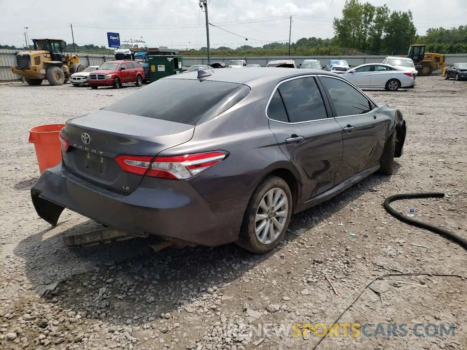 4 Photograph of a damaged car 4T1C11AK3LU869572 TOYOTA CAMRY 2020