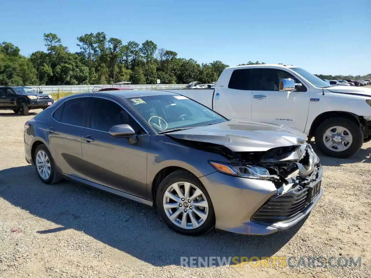 1 Photograph of a damaged car 4T1C11AK3LU872200 TOYOTA CAMRY 2020