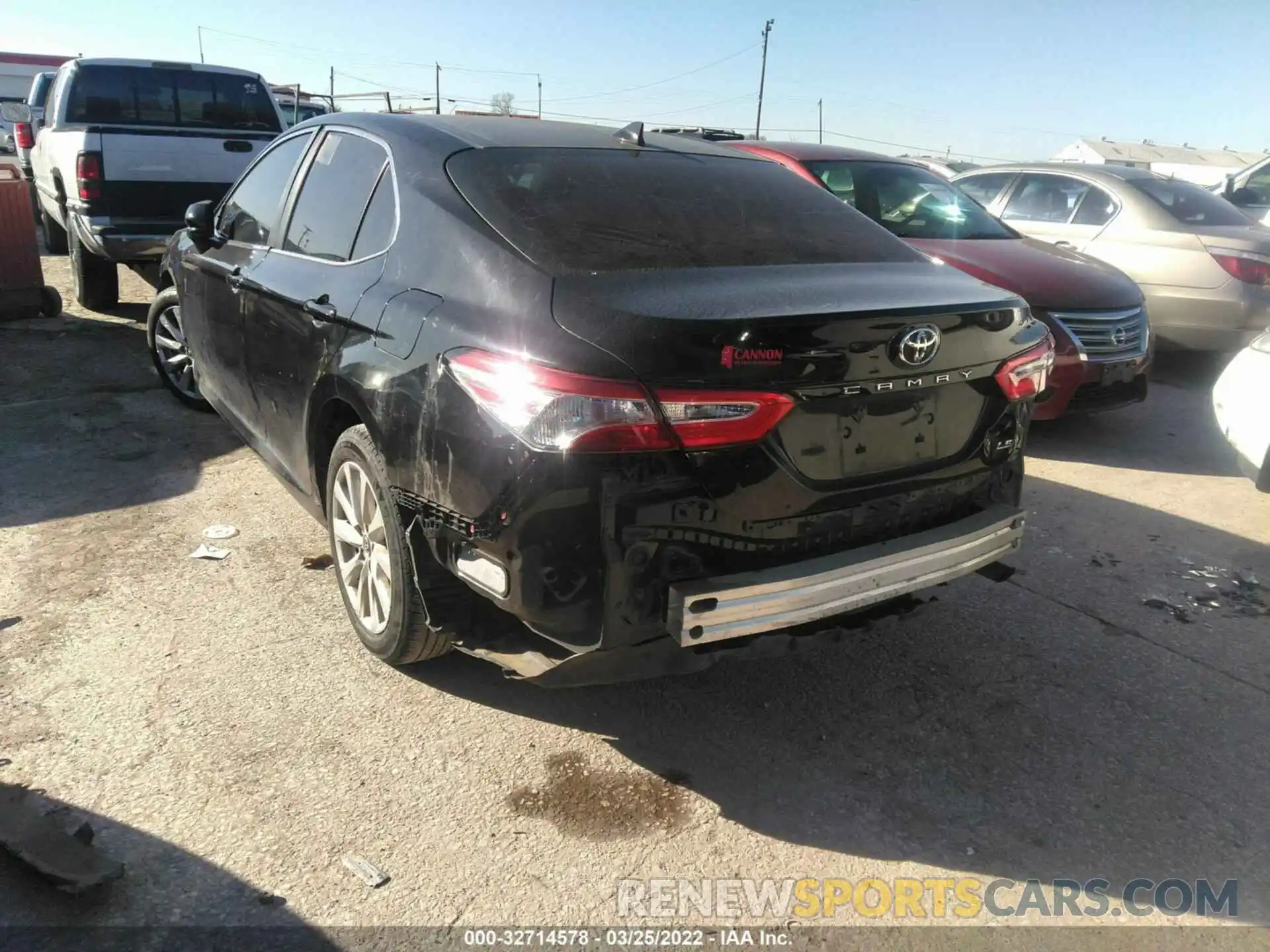 3 Photograph of a damaged car 4T1C11AK3LU874951 TOYOTA CAMRY 2020