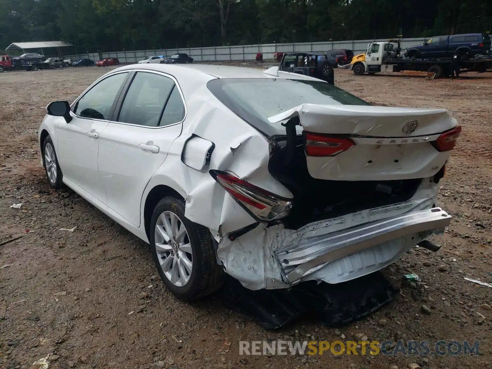 3 Photograph of a damaged car 4T1C11AK3LU879843 TOYOTA CAMRY 2020