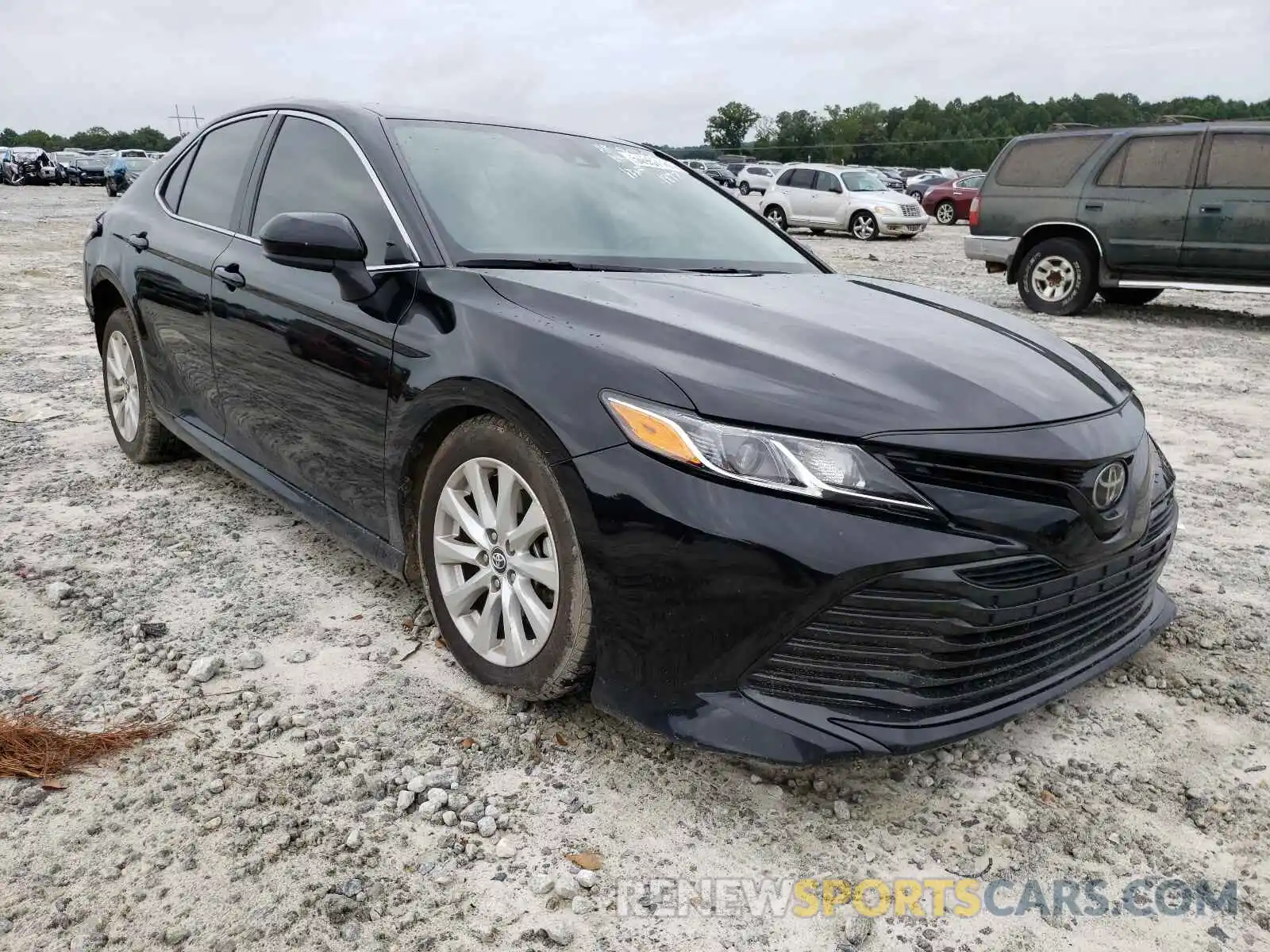 1 Photograph of a damaged car 4T1C11AK3LU881897 TOYOTA CAMRY 2020