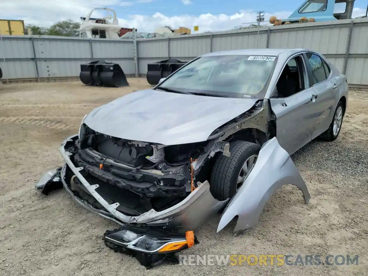 2 Photograph of a damaged car 4T1C11AK3LU891958 TOYOTA CAMRY 2020