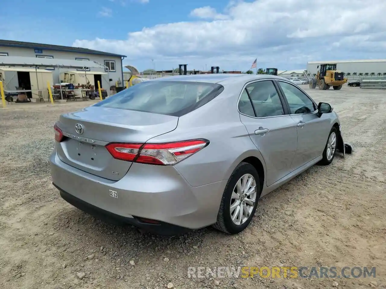 4 Photograph of a damaged car 4T1C11AK3LU891958 TOYOTA CAMRY 2020