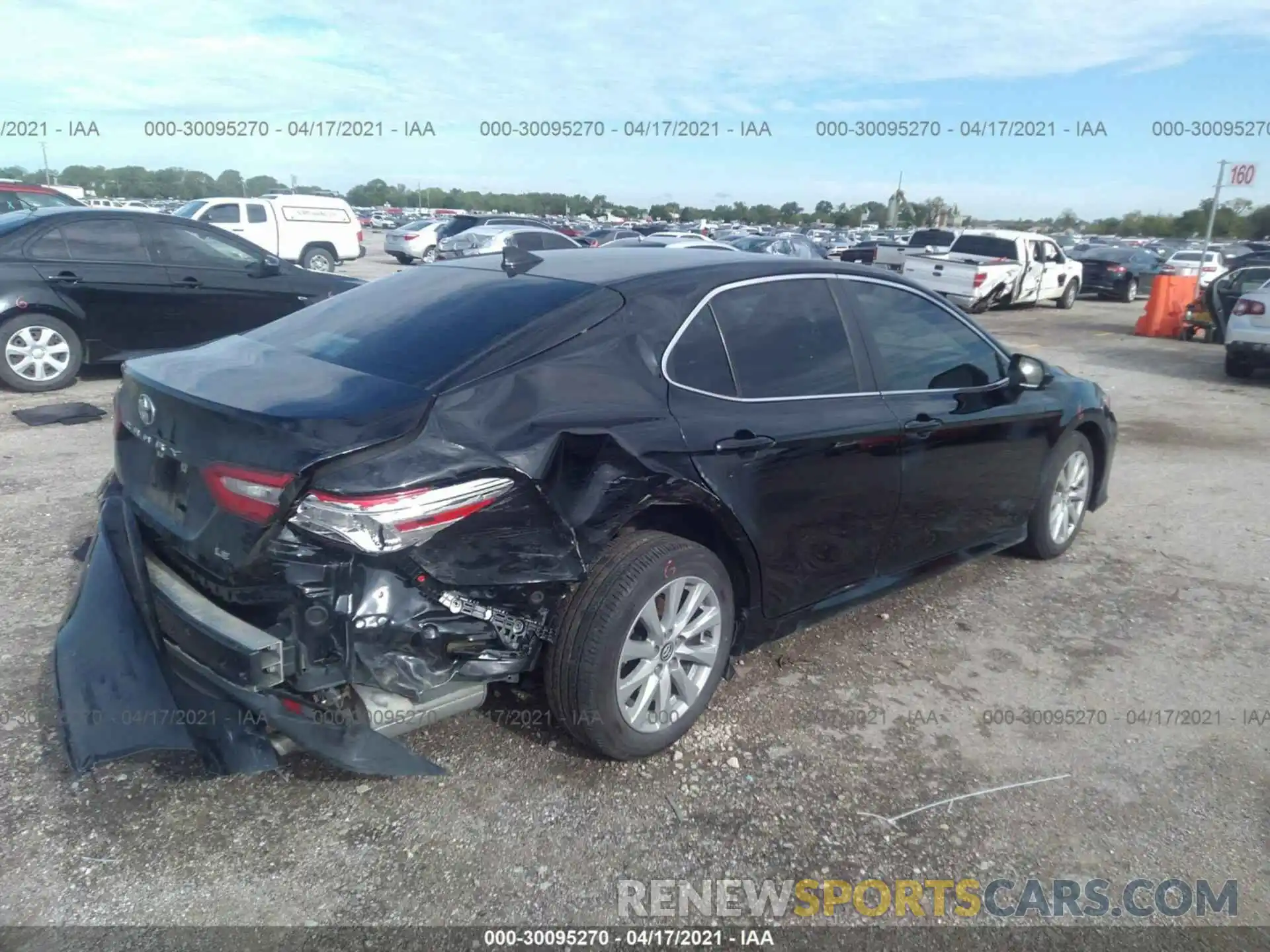 4 Photograph of a damaged car 4T1C11AK3LU892382 TOYOTA CAMRY 2020