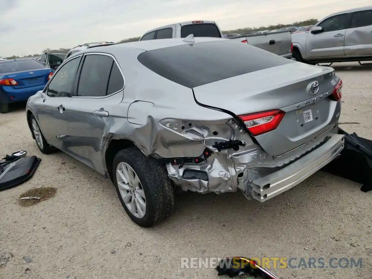 3 Photograph of a damaged car 4T1C11AK3LU905244 TOYOTA CAMRY 2020