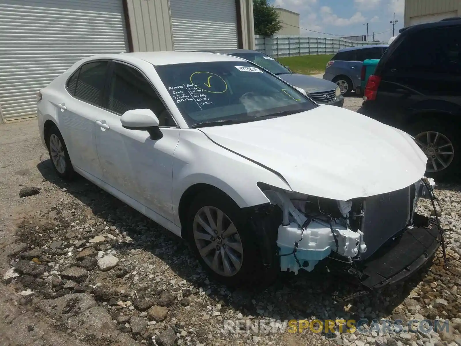 1 Photograph of a damaged car 4T1C11AK3LU908418 TOYOTA CAMRY 2020