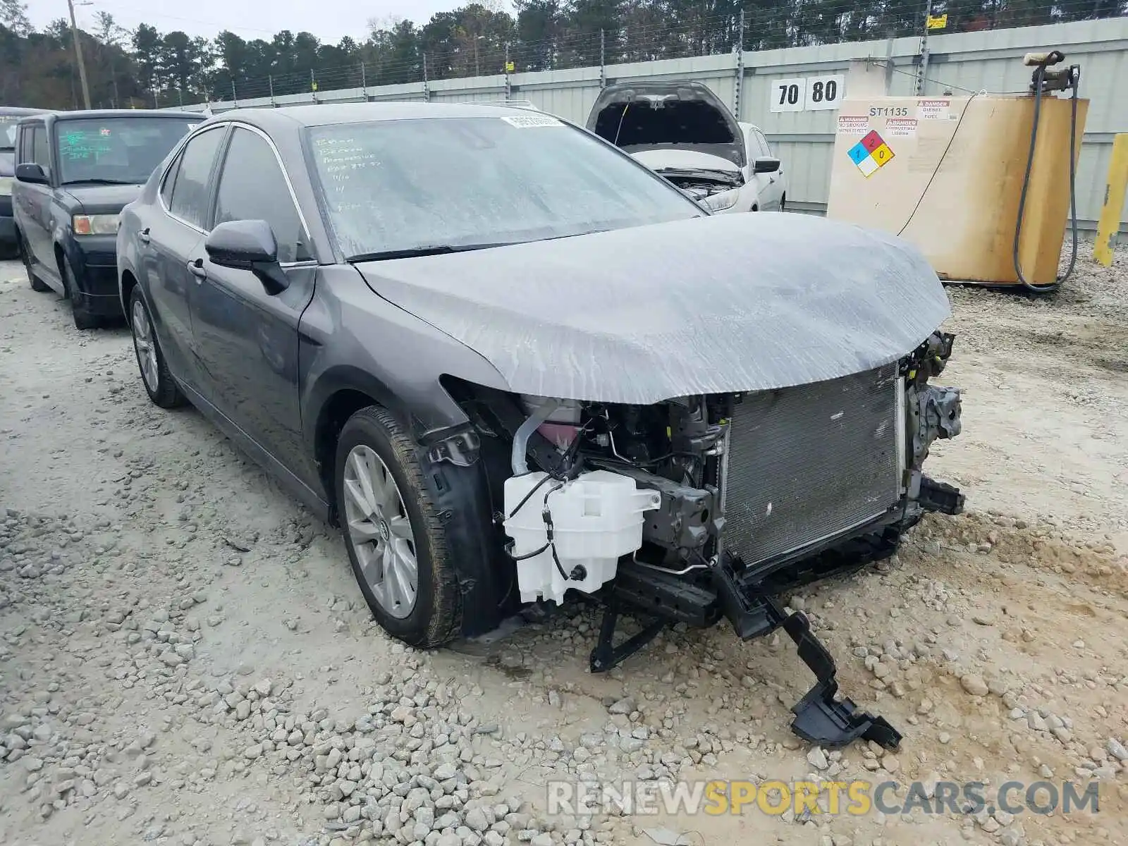 1 Photograph of a damaged car 4T1C11AK3LU908421 TOYOTA CAMRY 2020