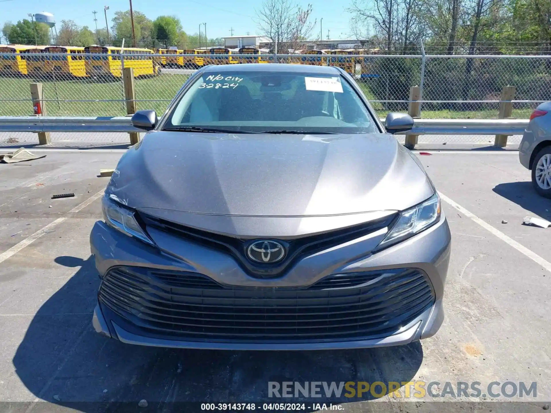 12 Photograph of a damaged car 4T1C11AK3LU914378 TOYOTA CAMRY 2020