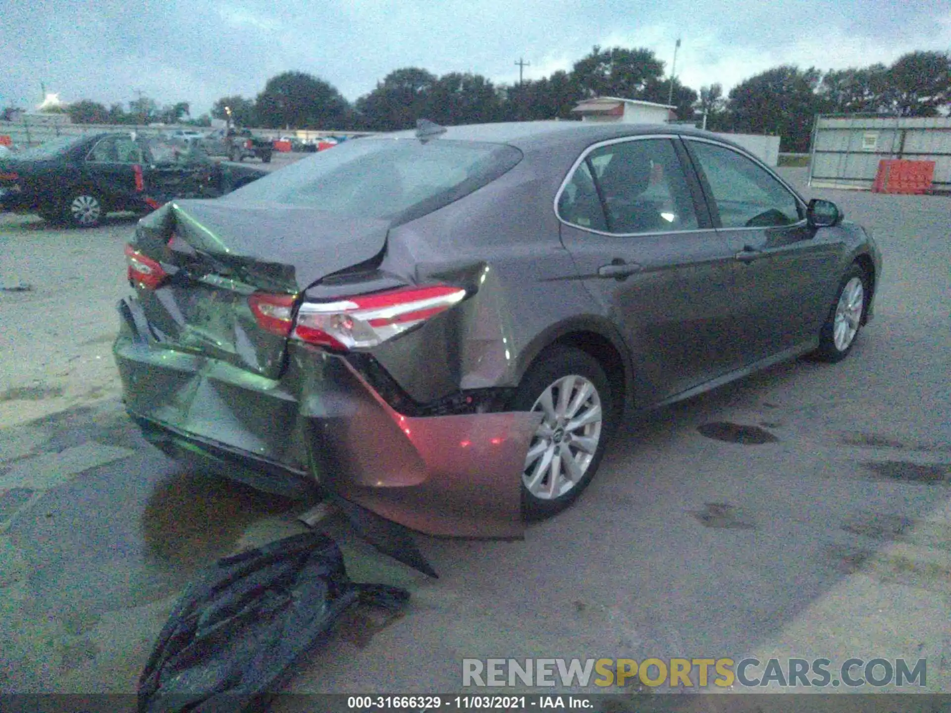 4 Photograph of a damaged car 4T1C11AK3LU918169 TOYOTA CAMRY 2020