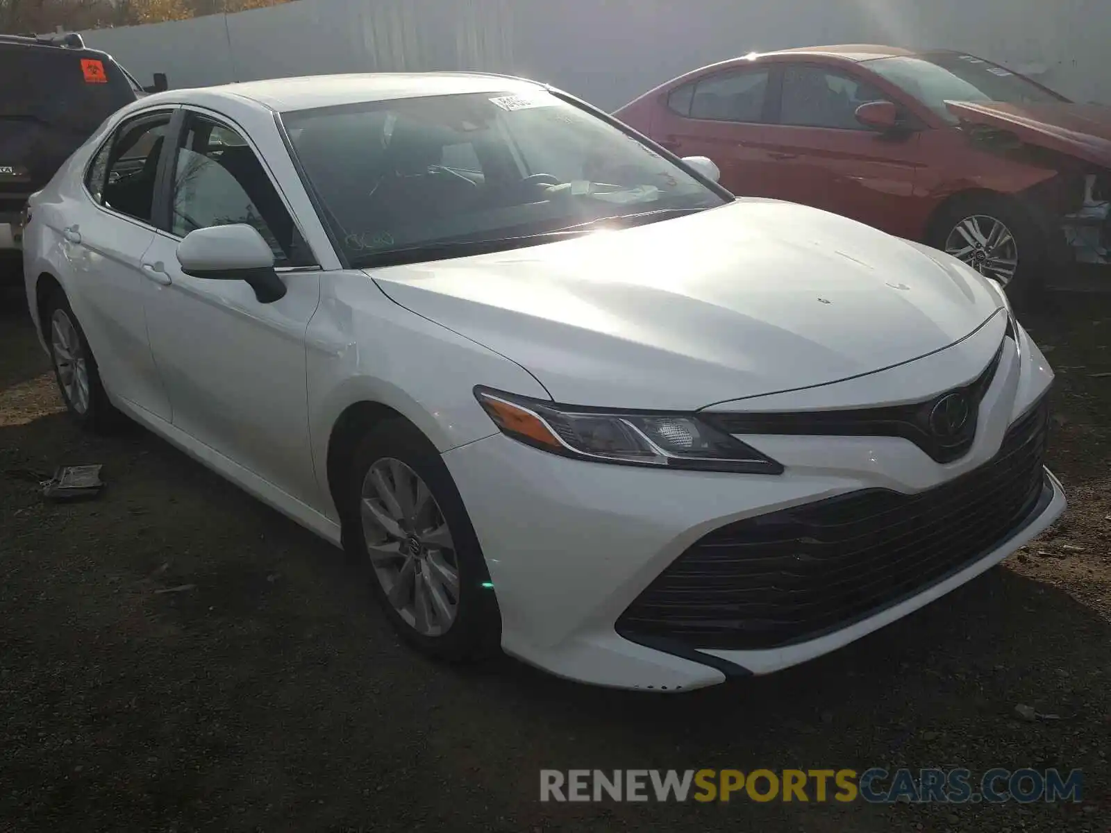 1 Photograph of a damaged car 4T1C11AK3LU926868 TOYOTA CAMRY 2020