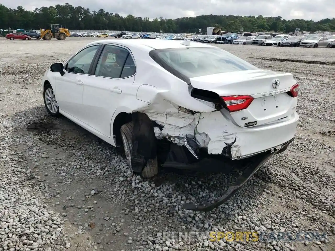 3 Photograph of a damaged car 4T1C11AK3LU928328 TOYOTA CAMRY 2020