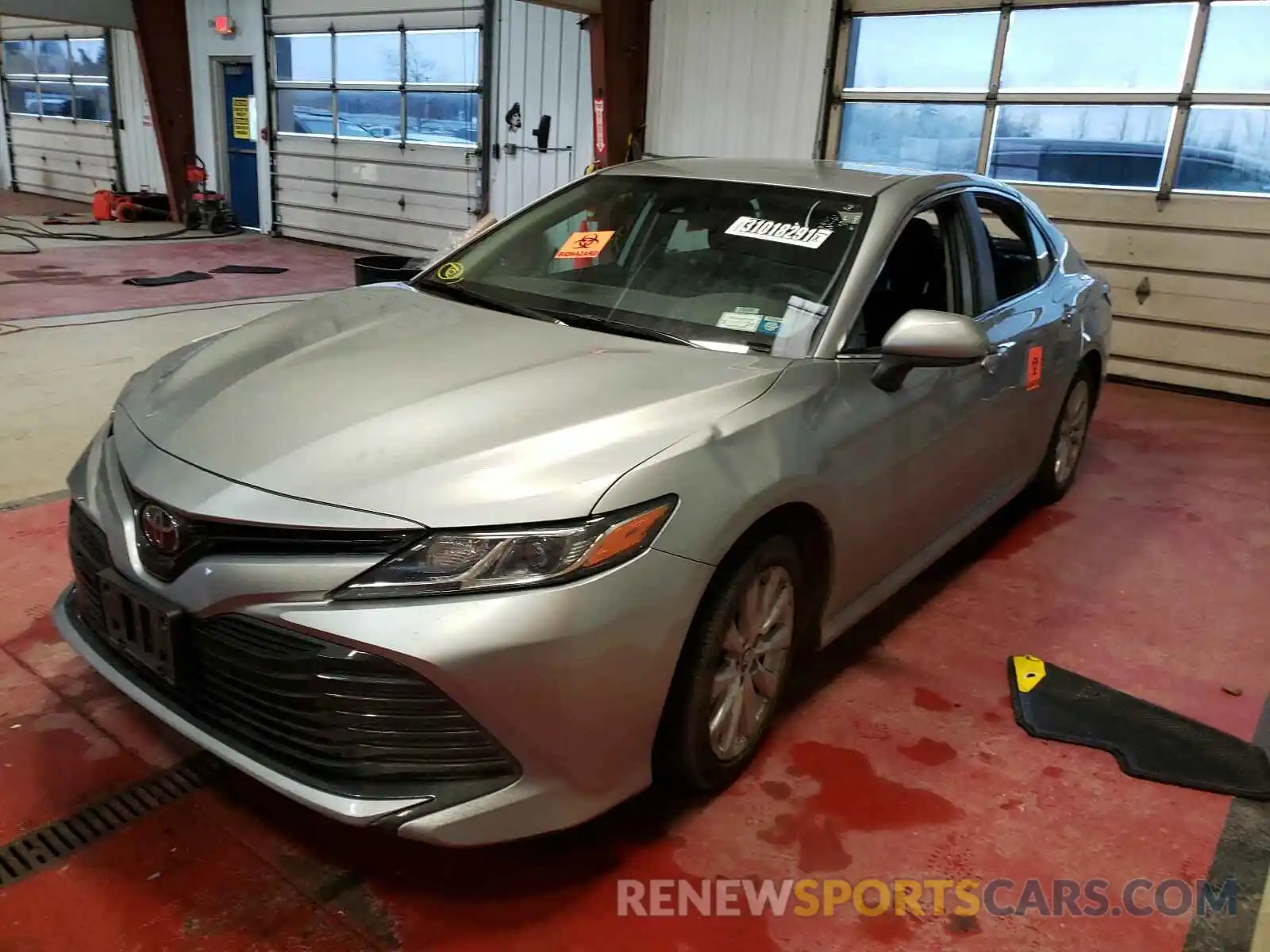 2 Photograph of a damaged car 4T1C11AK3LU931603 TOYOTA CAMRY 2020