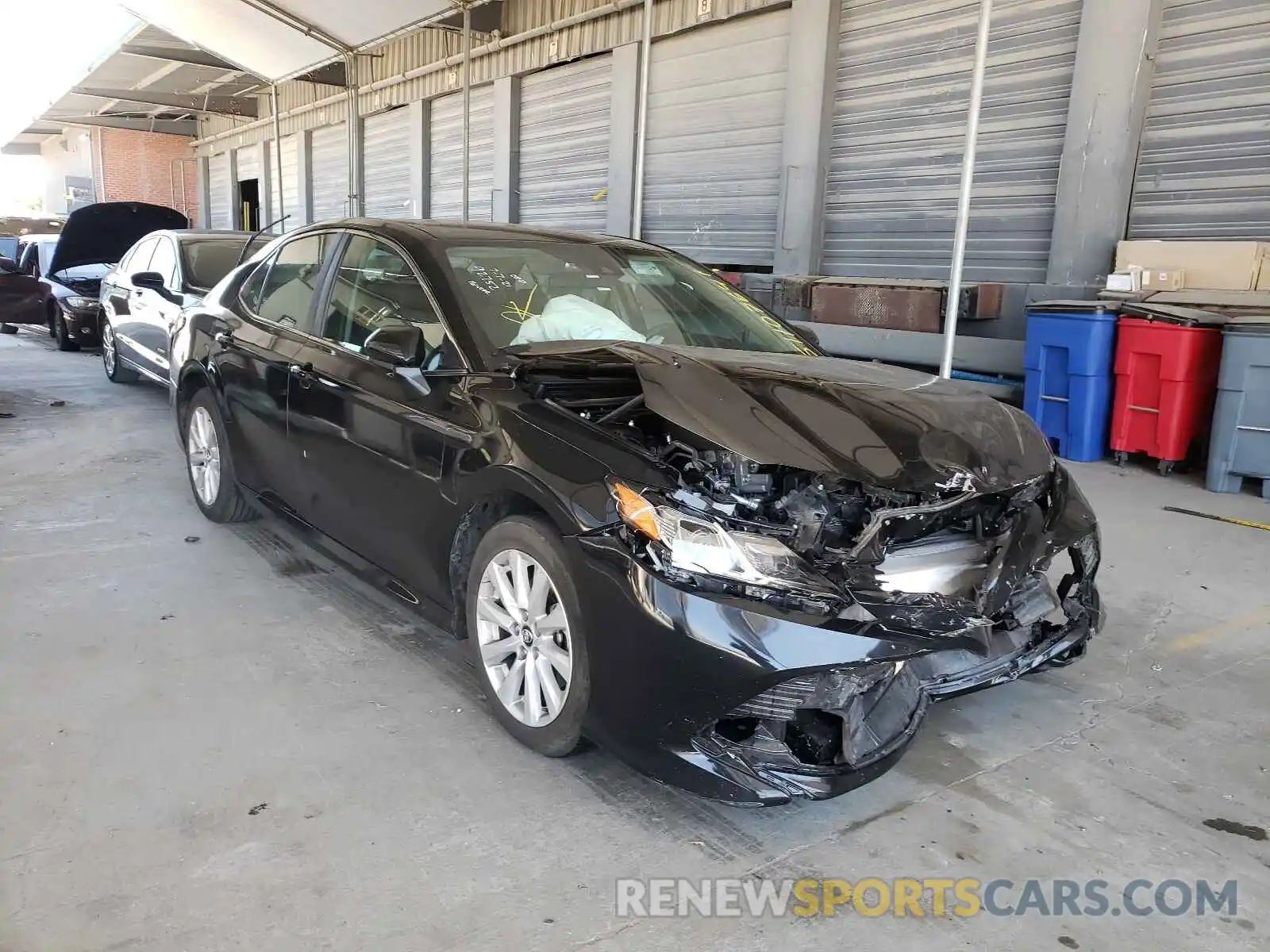 1 Photograph of a damaged car 4T1C11AK3LU932167 TOYOTA CAMRY 2020