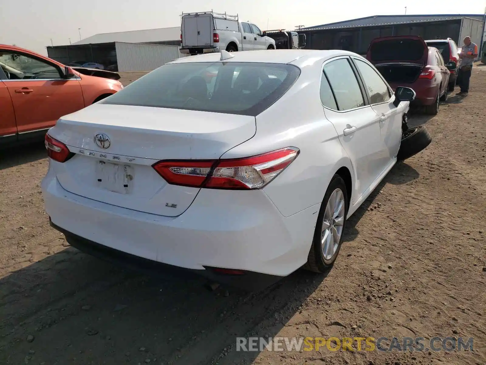 4 Photograph of a damaged car 4T1C11AK3LU932329 TOYOTA CAMRY 2020