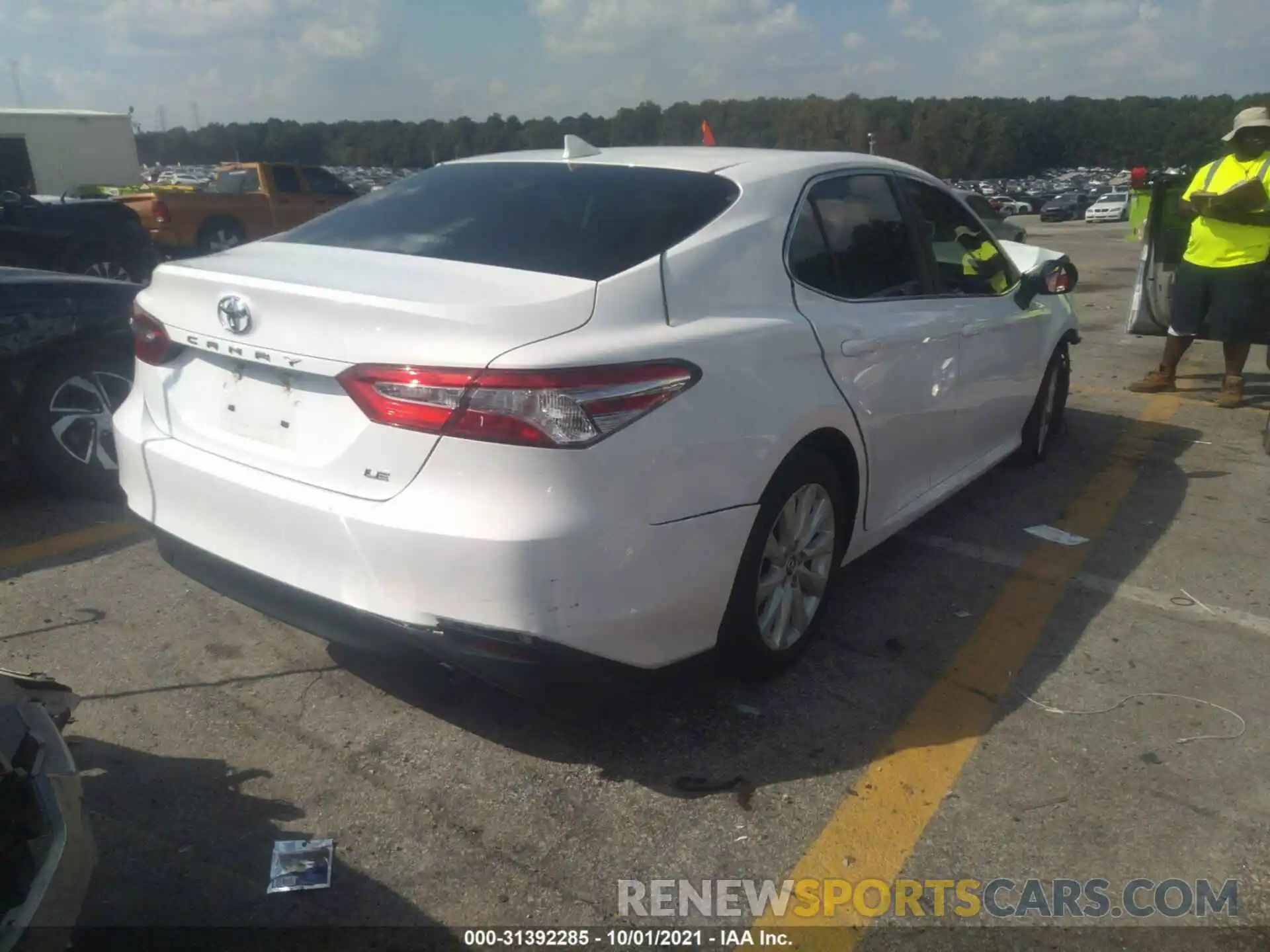 4 Photograph of a damaged car 4T1C11AK3LU932637 TOYOTA CAMRY 2020