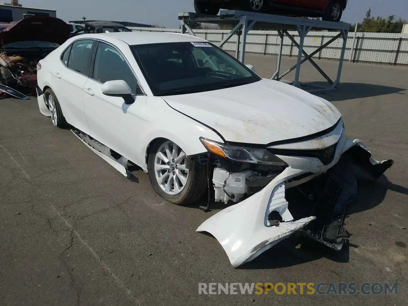 1 Photograph of a damaged car 4T1C11AK3LU934713 TOYOTA CAMRY 2020