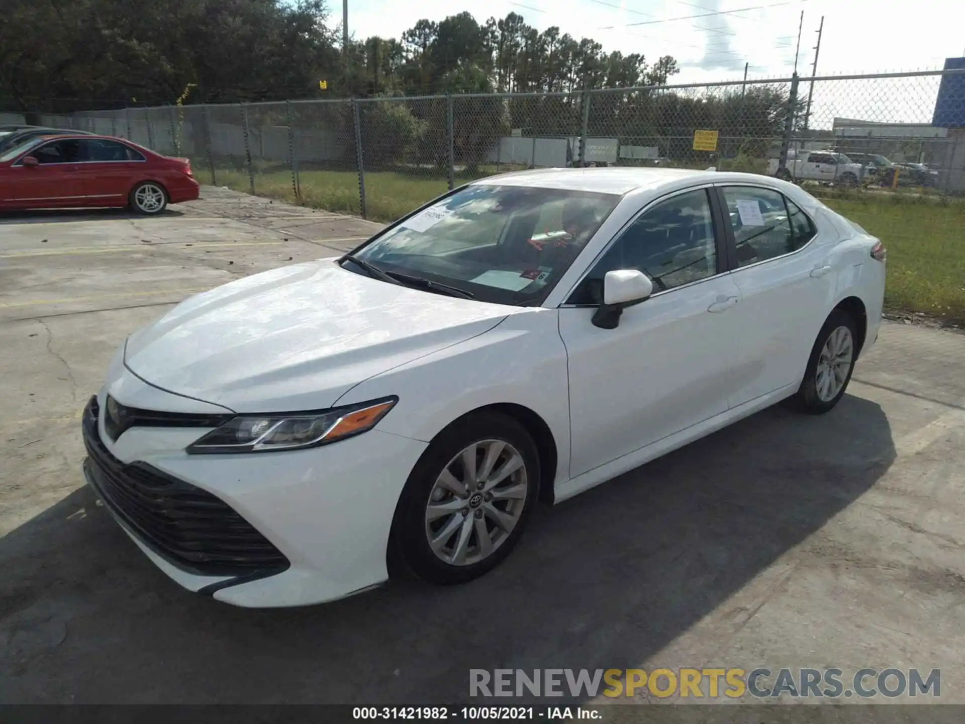 2 Photograph of a damaged car 4T1C11AK3LU945548 TOYOTA CAMRY 2020