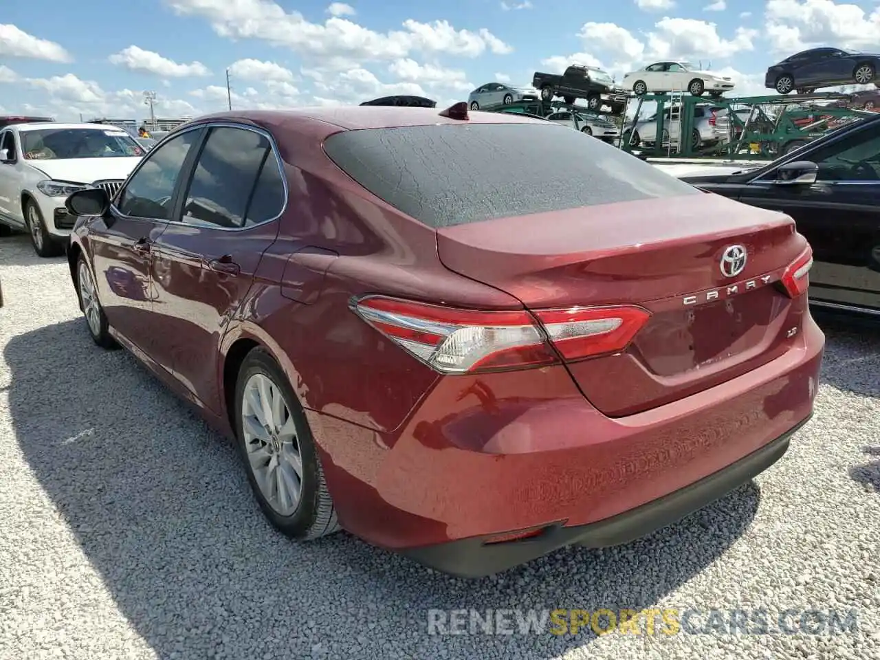 3 Photograph of a damaged car 4T1C11AK3LU952547 TOYOTA CAMRY 2020