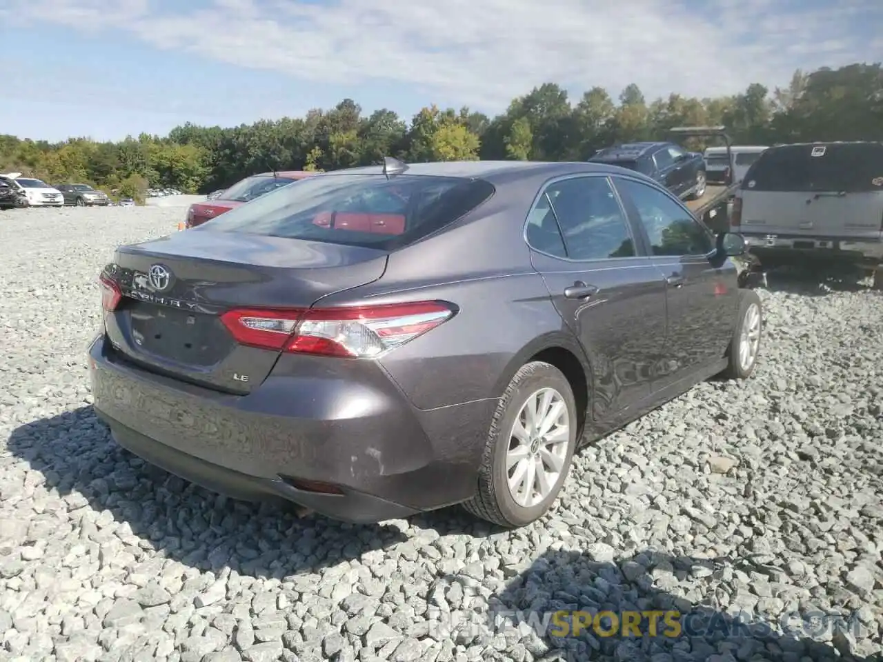 4 Photograph of a damaged car 4T1C11AK3LU953472 TOYOTA CAMRY 2020