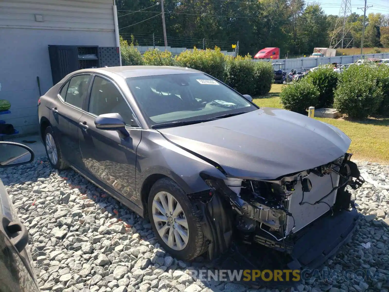 1 Photograph of a damaged car 4T1C11AK3LU961099 TOYOTA CAMRY 2020