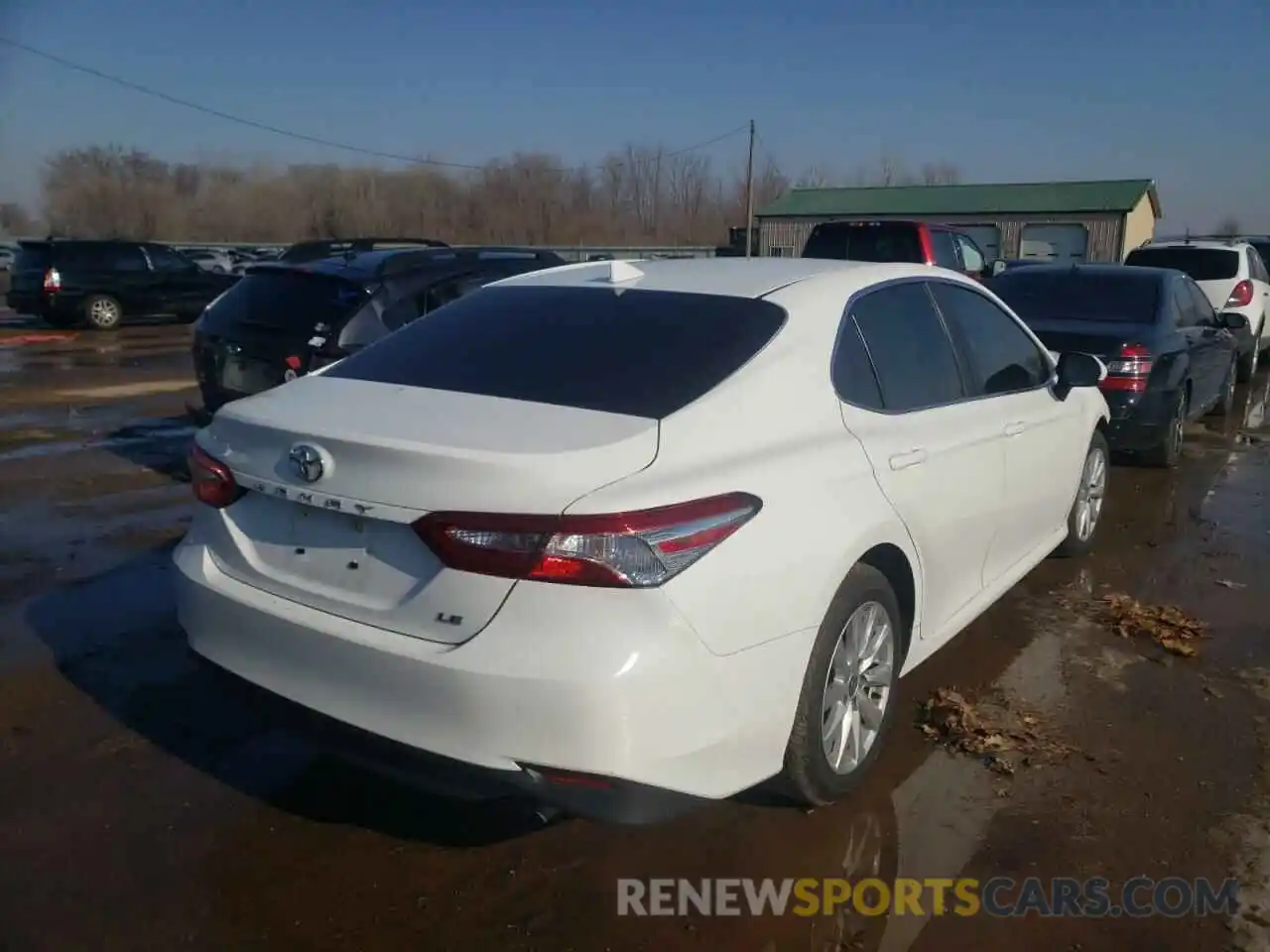 4 Photograph of a damaged car 4T1C11AK3LU964214 TOYOTA CAMRY 2020