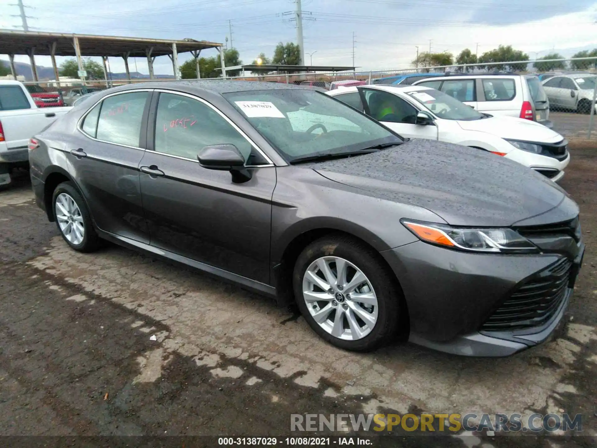 1 Photograph of a damaged car 4T1C11AK3LU965668 TOYOTA CAMRY 2020