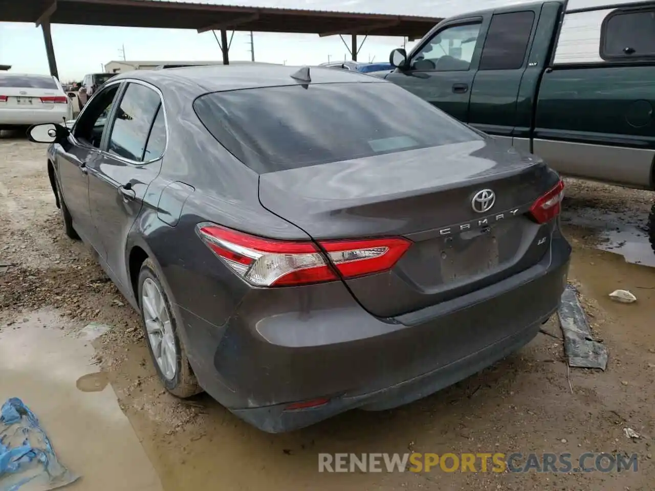 3 Photograph of a damaged car 4T1C11AK3LU977657 TOYOTA CAMRY 2020